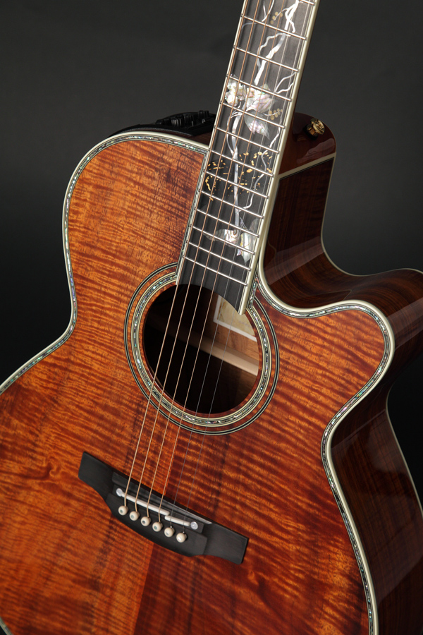 http://www.takamineguitars.co.jp/blog/IMG_2563.jpg