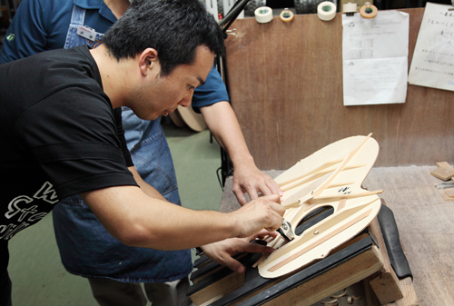 http://www.takamineguitars.co.jp/blog/IMG_3358.jpg