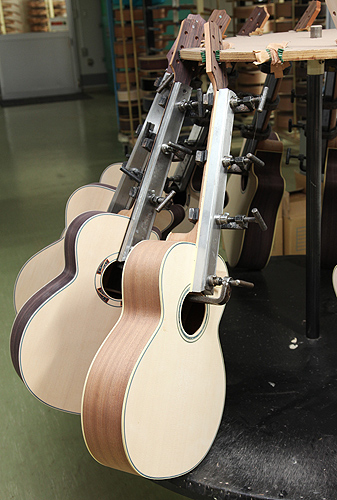 http://www.takamineguitars.co.jp/blog/IMG_3559.jpg